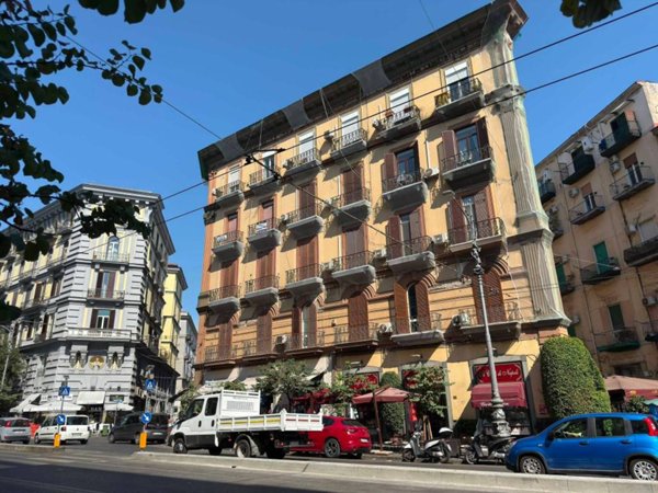 appartamento in vendita a Napoli in zona Pendino / San Giuseppe