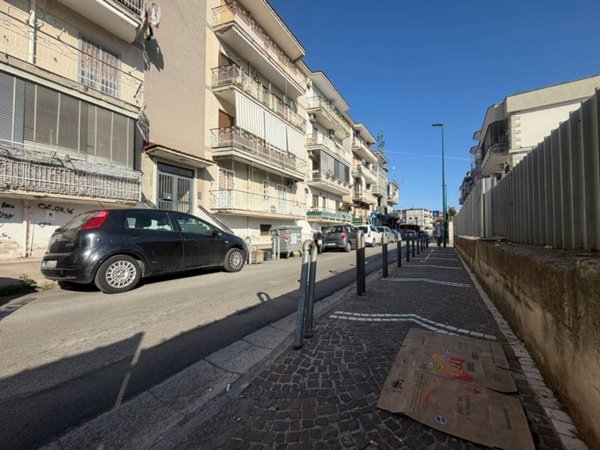 appartamento in vendita a Napoli in zona Pianura