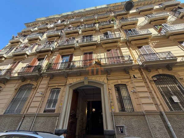 appartamento in vendita a Napoli in zona Pendino / San Giuseppe