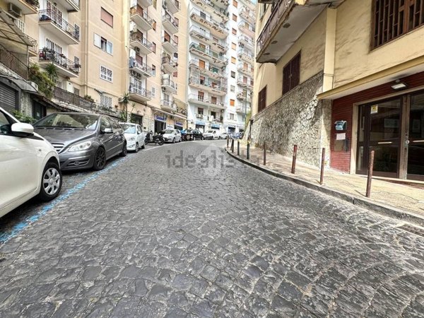 appartamento in vendita a Napoli in zona Vomero