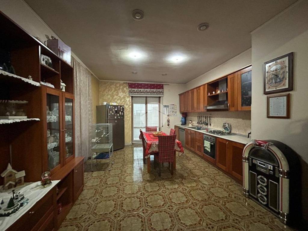 appartamento in vendita a Napoli in zona Barra