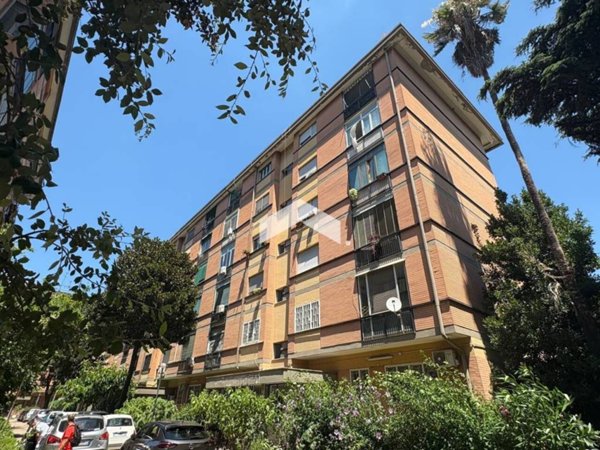 appartamento in vendita a Napoli in zona Ponticelli