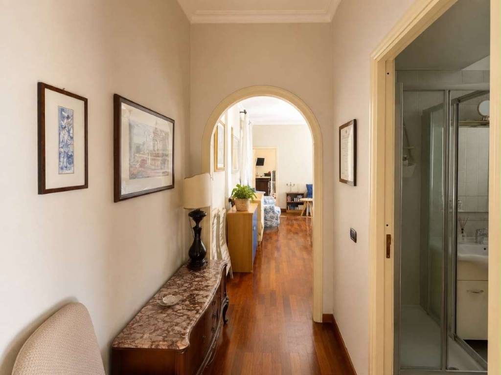 appartamento in vendita a Napoli in zona Arenella
