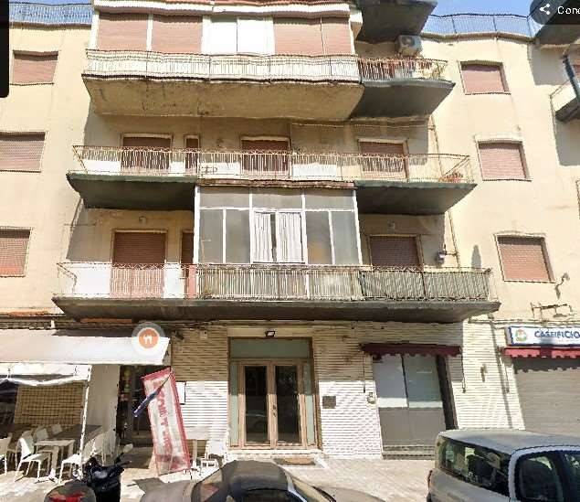 appartamento in vendita a Napoli in zona Fuorigrotta