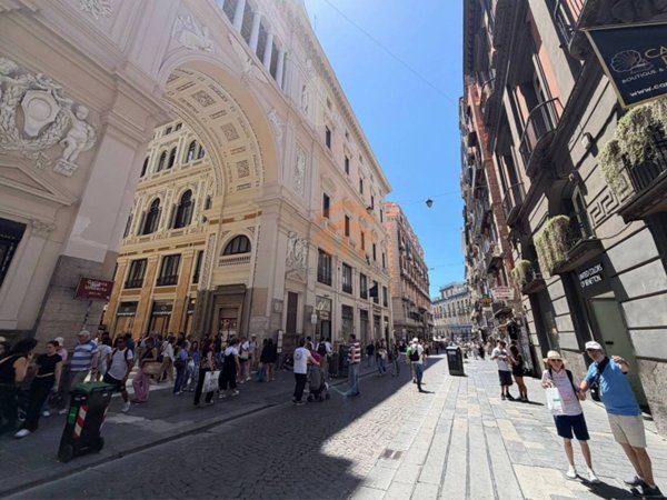 appartamento in vendita a Napoli
