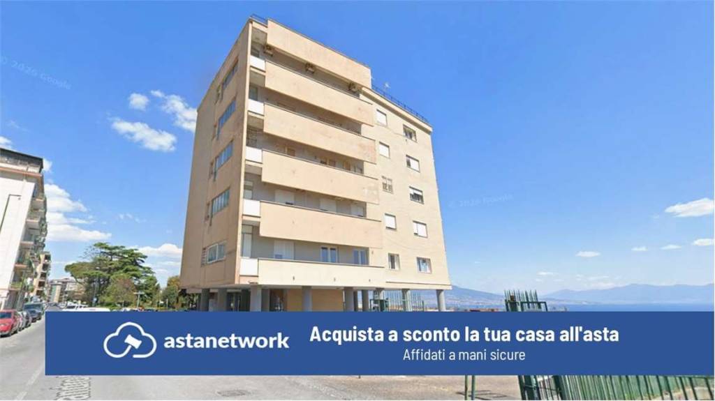 appartamento in vendita a Napoli in zona Posillipo