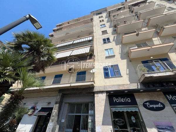 appartamento in vendita a Napoli in zona Fuorigrotta