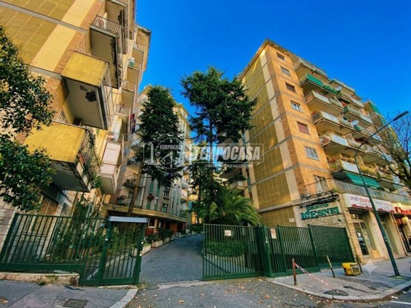 appartamento in vendita a Napoli in zona Arenella