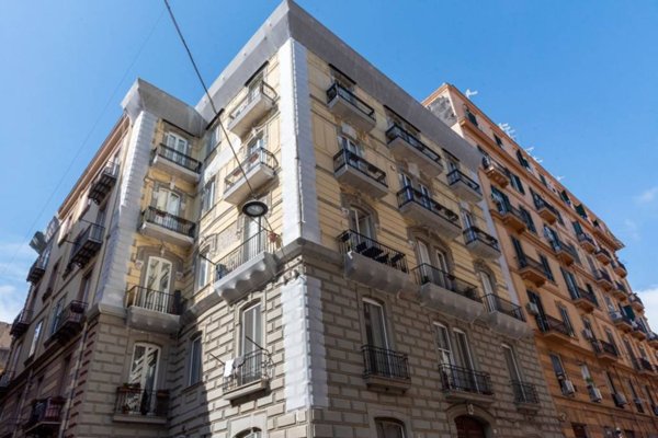 appartamento in vendita a Napoli in zona Pendino / San Giuseppe