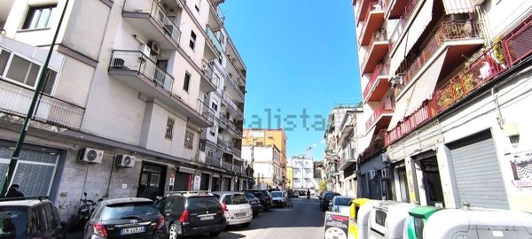 appartamento in vendita a Napoli in zona Vicaria