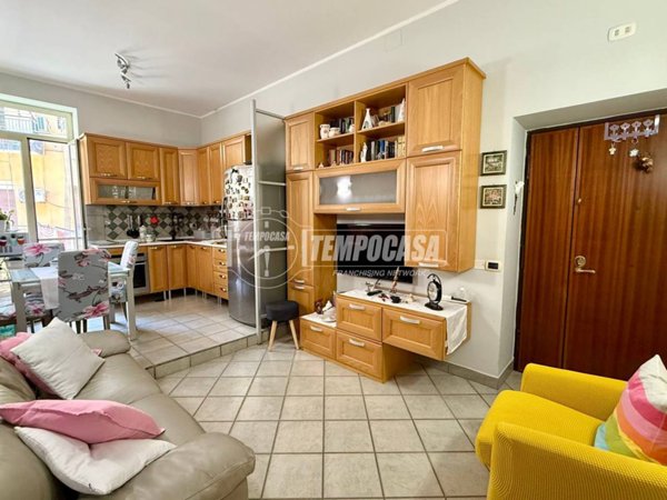 appartamento in vendita a Napoli in zona Vicaria