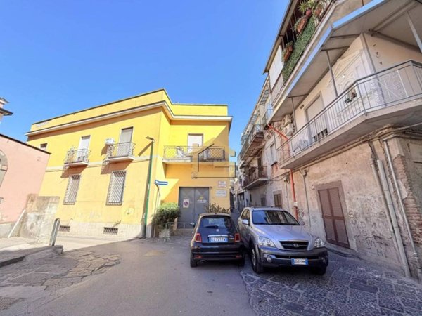 appartamento in vendita a Napoli in zona Miano