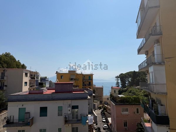 appartamento in vendita a Napoli in zona Posillipo
