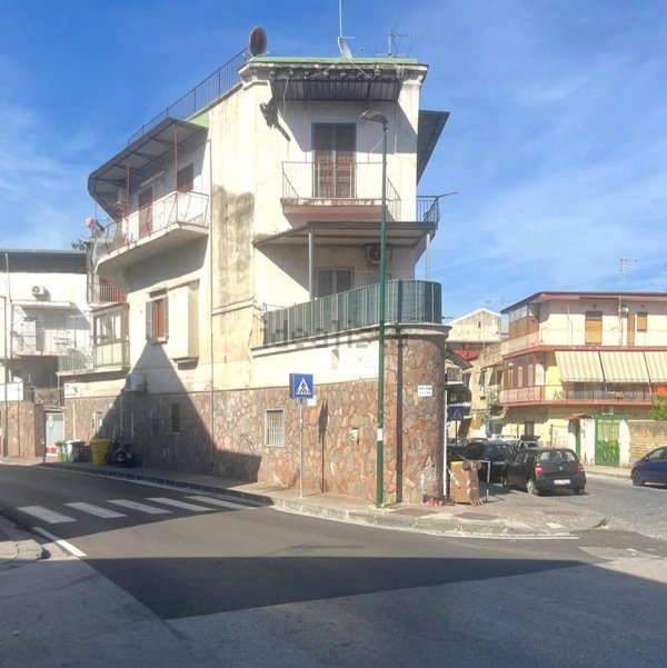 appartamento in vendita a Napoli in zona San Pietro a Patierno