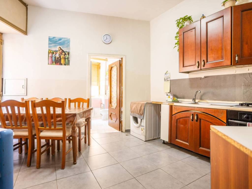 appartamento in vendita a Napoli