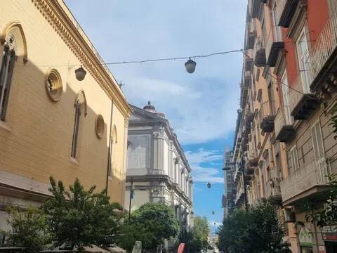 appartamento in vendita a Napoli in zona Centro Antico