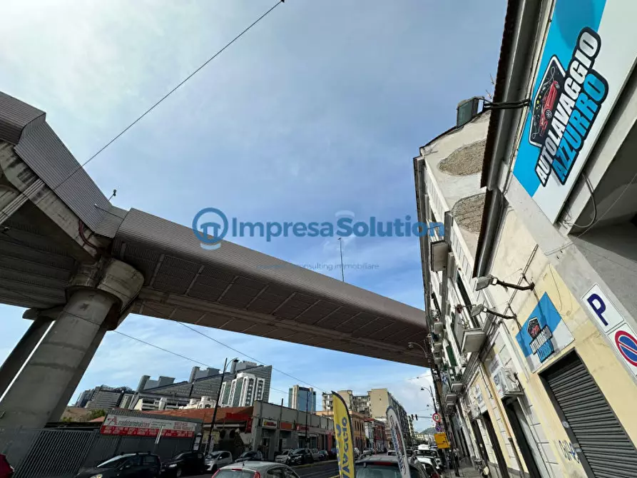 negozio in vendita a Napoli in zona Poggioreale