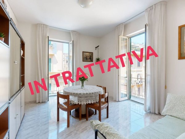 appartamento in vendita a Napoli in zona San Lorenzo