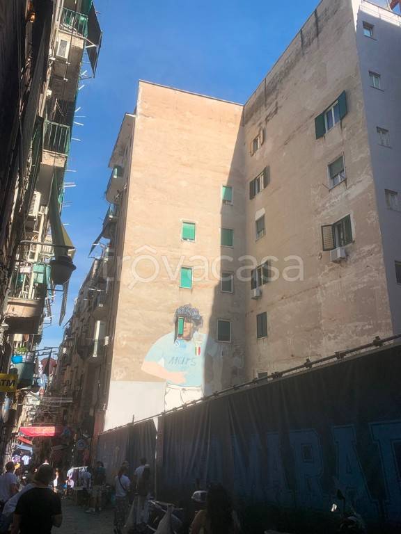 appartamento in vendita a Napoli in zona Montecalvario