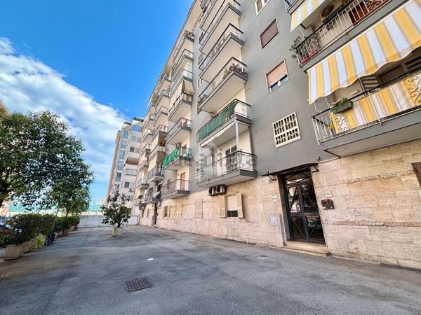 appartamento in vendita a Napoli in zona Poggioreale