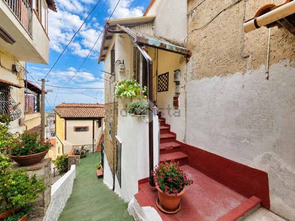 appartamento in vendita a Napoli in zona Camaldoli