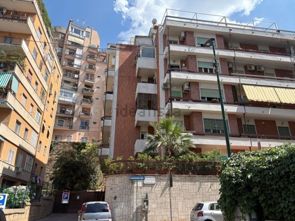 appartamento in vendita a Napoli in zona Vomero