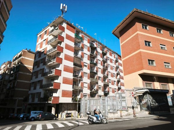 appartamento in vendita a Napoli in zona Arenella