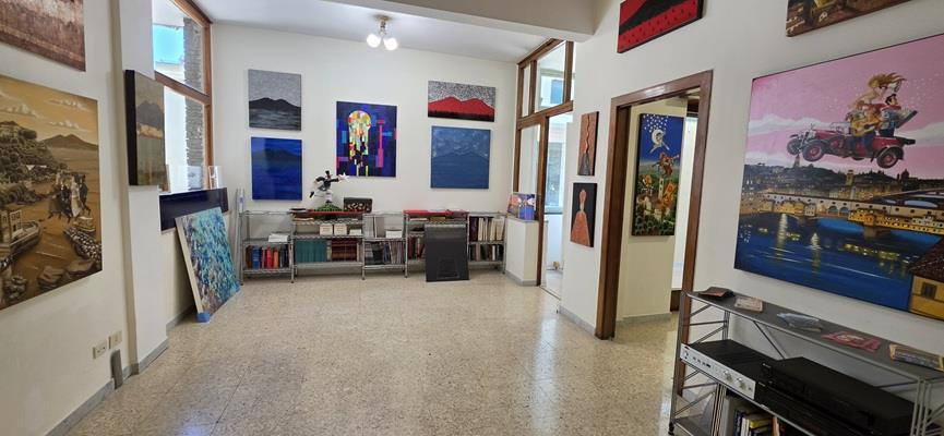 appartamento in vendita a Napoli in zona Chiaia