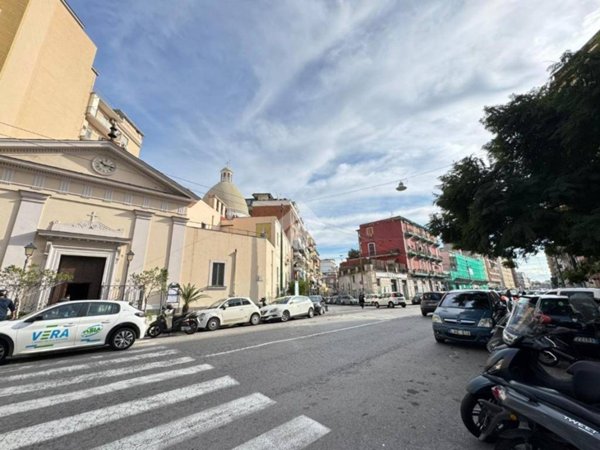 appartamento in vendita a Napoli in zona Zona Industriale-Ferrovia