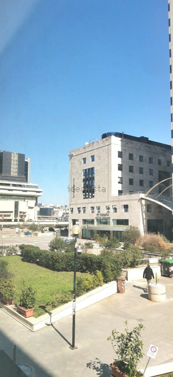 ufficio in vendita a Napoli in zona Zona Industriale-Ferrovia