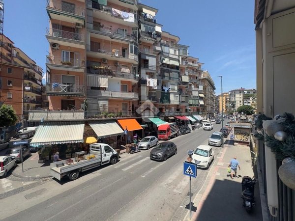 appartamento in vendita a Napoli in zona Bagnoli