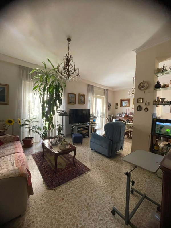 appartamento in vendita a Napoli in zona Arenella