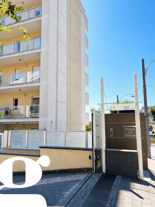 appartamento in vendita a Napoli in zona Capodimonte / Colli Aminei