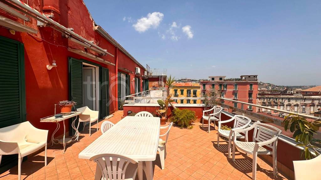 appartamento in vendita a Napoli