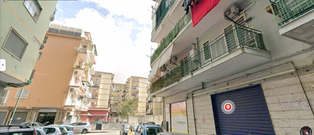appartamento in vendita a Napoli in zona Bagnoli