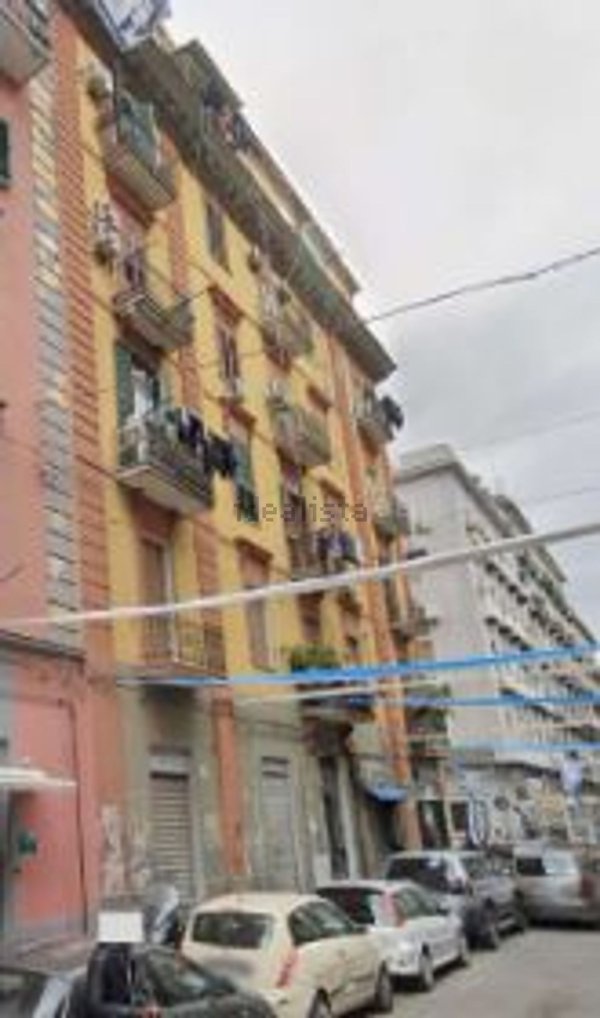 appartamento in vendita a Napoli in zona San Lorenzo