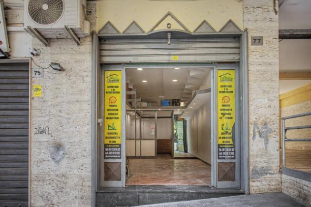 appartamento in vendita a Napoli in zona Vomero