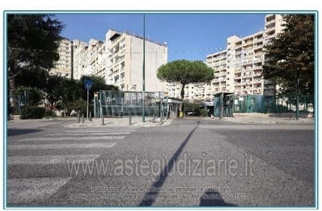 appartamento in vendita a Napoli in zona Barra