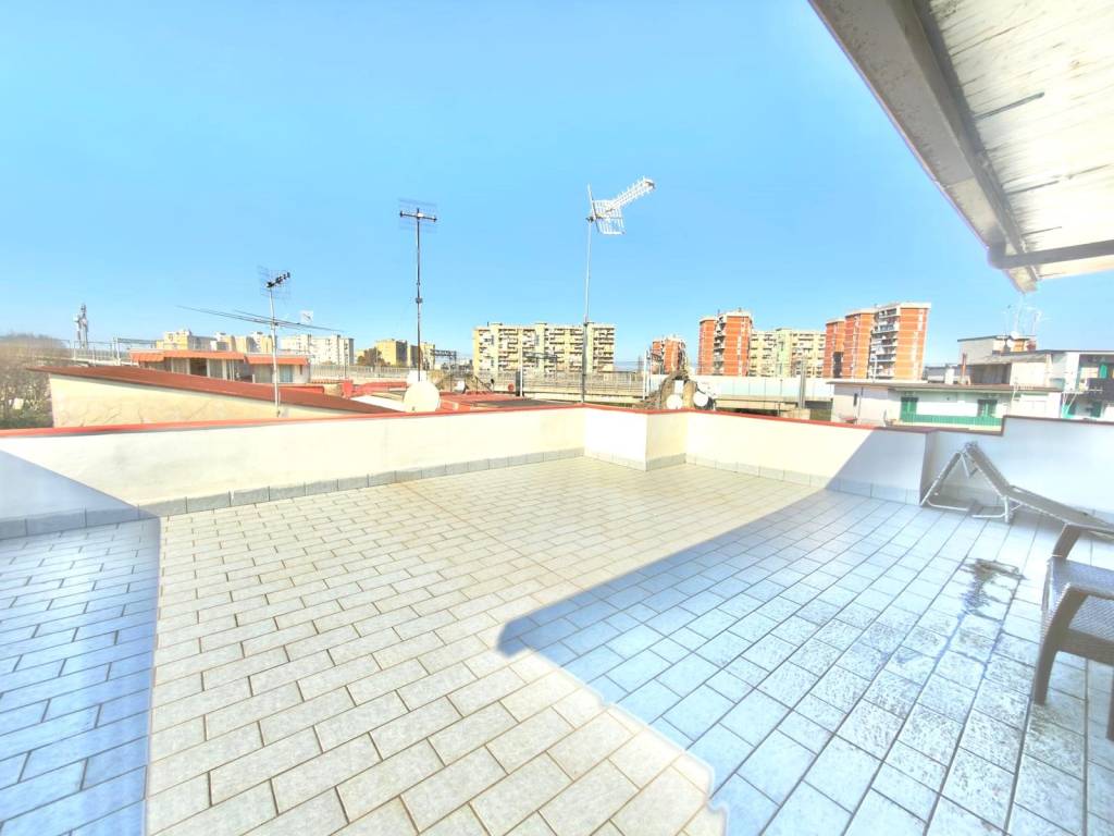 appartamento in vendita a Napoli in zona Piscinola