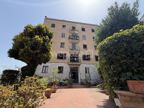 appartamento in vendita a Napoli in zona Avvocata