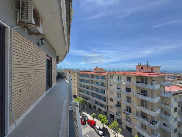 appartamento in vendita a Napoli in zona Arenella