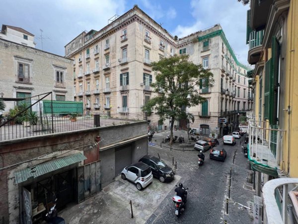 appartamento in vendita a Napoli in zona Montecalvario