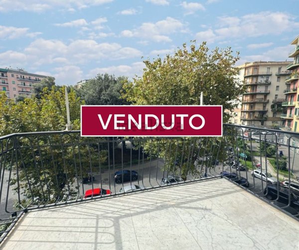 appartamento in vendita a Napoli in zona Arenella