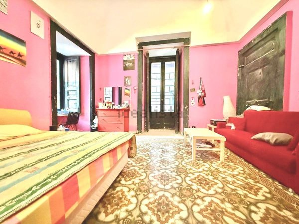 appartamento in vendita a Napoli in zona San Lorenzo