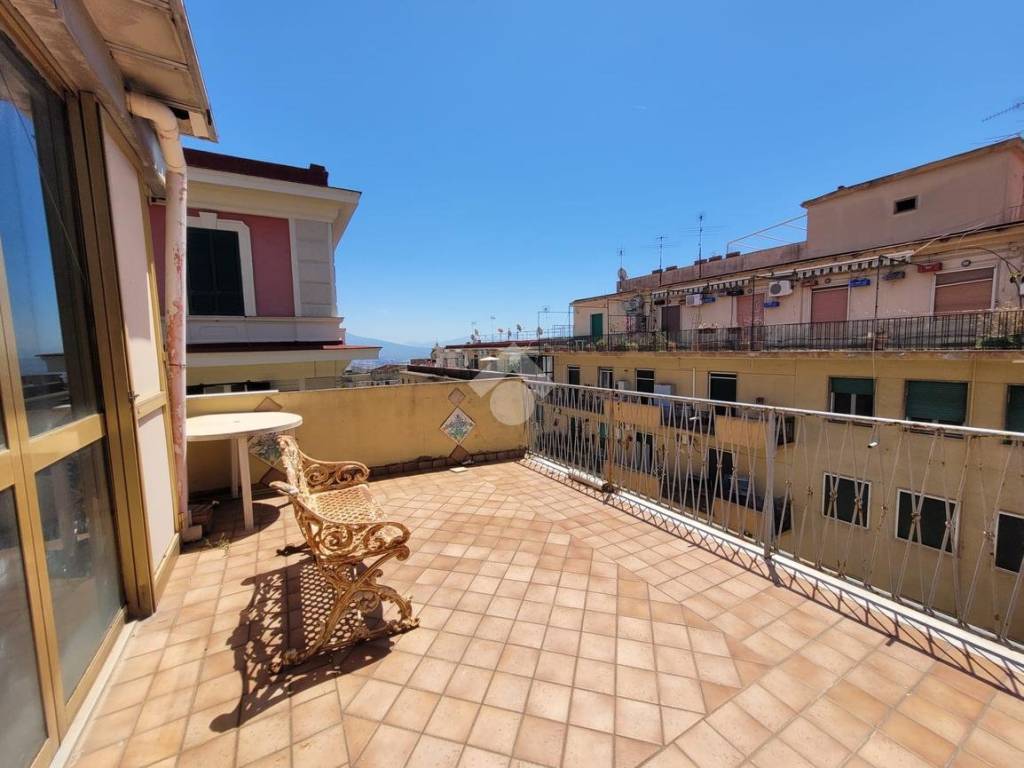 appartamento in vendita a Napoli in zona Arenella