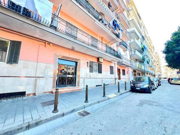 appartamento in vendita a Napoli in zona Pianura
