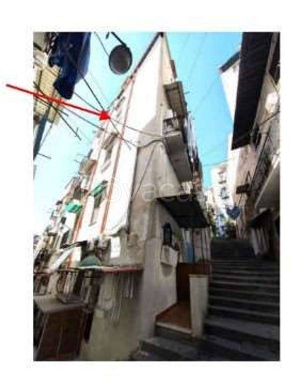 appartamento in vendita a Napoli in zona San Ferdinando