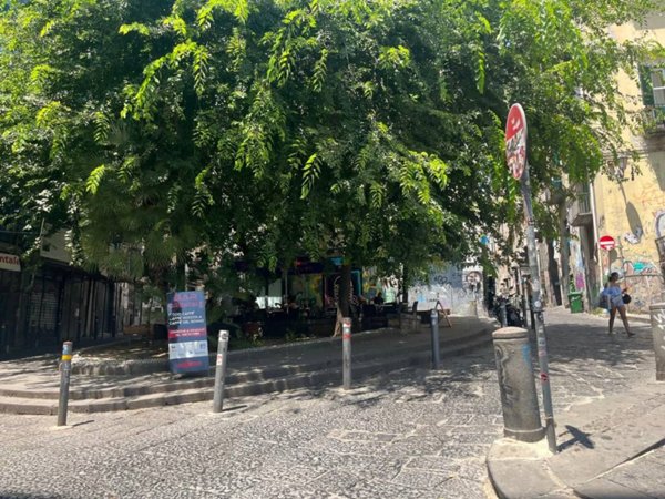 negozio in vendita a Napoli