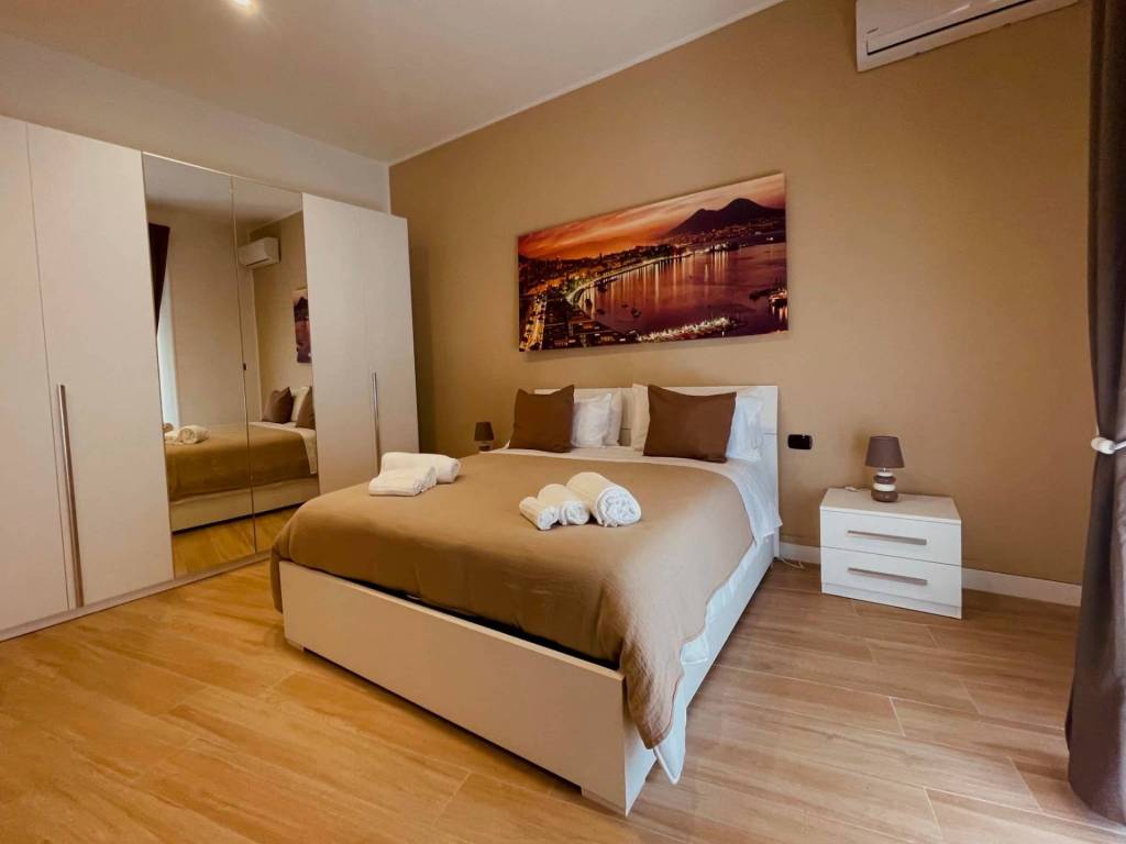 appartamento in vendita a Napoli in zona Avvocata
