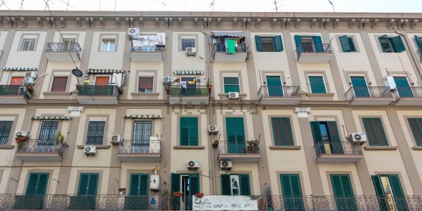 appartamento in vendita a Napoli in zona Vicaria